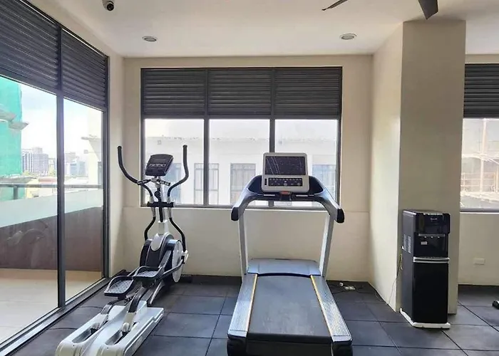 Life Luxury Near It Park セブ市